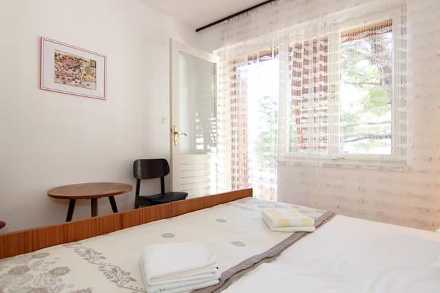 Eco-Apartments With Nice Garden Башка-Вода Екстер'єр фото